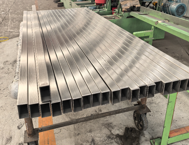 无锡方管 矩形管 无缝方管生产厂家